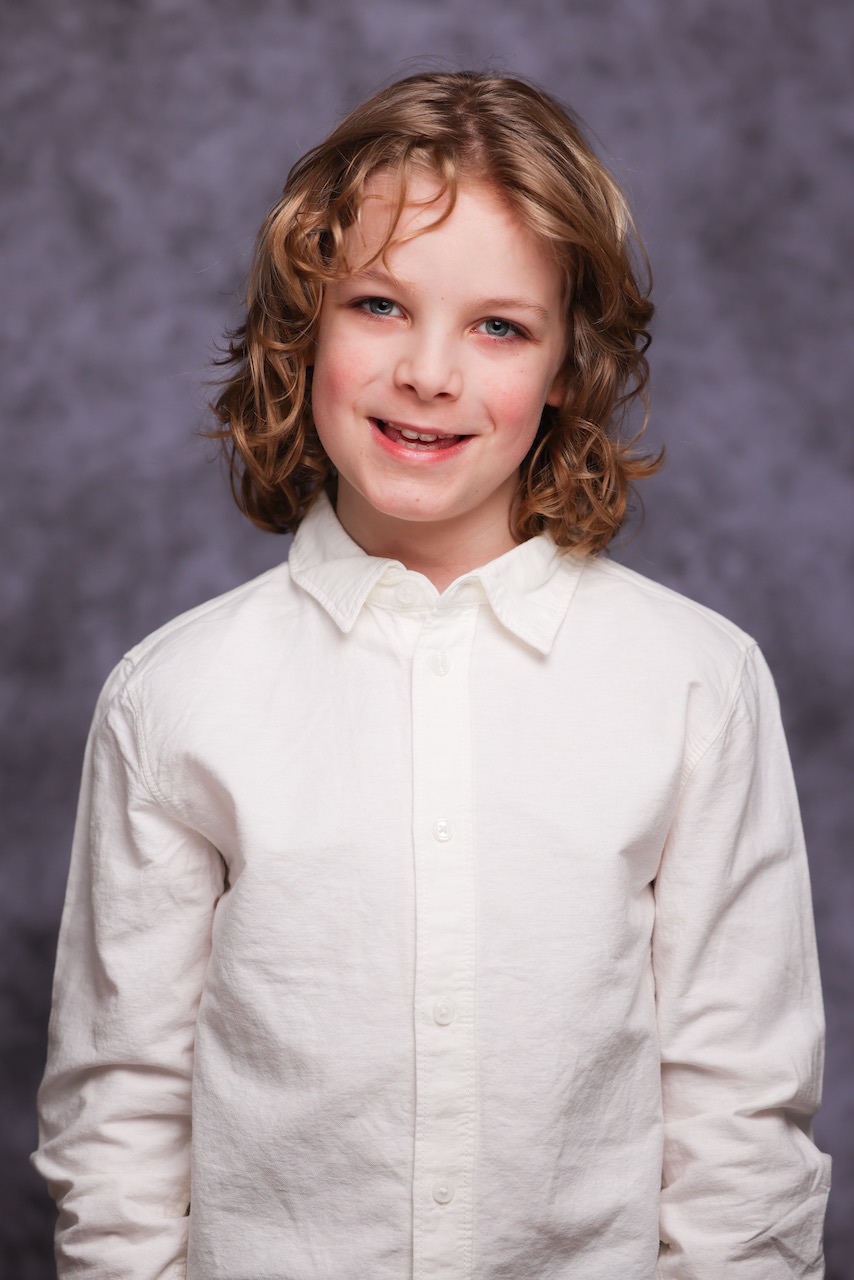 Headshot of Oscar Dean-Powell